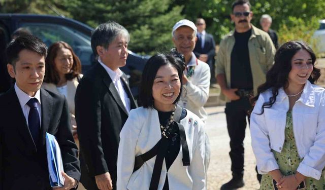 Japonya Altes Prensesi Mikasa, Kırşehir’de Japon Anadolu Arkeoloji Enstitüsü’nü ziyaret etti
