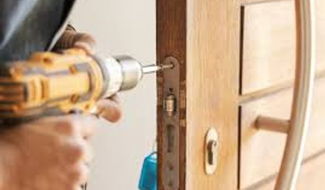 Koşuyolu Bölgesinde Kapı Güvenliğinde Deneyimli ve Uzman Kadro