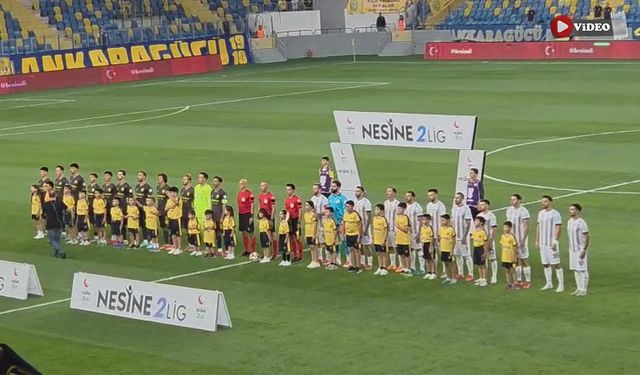 Çankırılı çocuklar Ankaragücü seremonisinde sahaya çıktı
