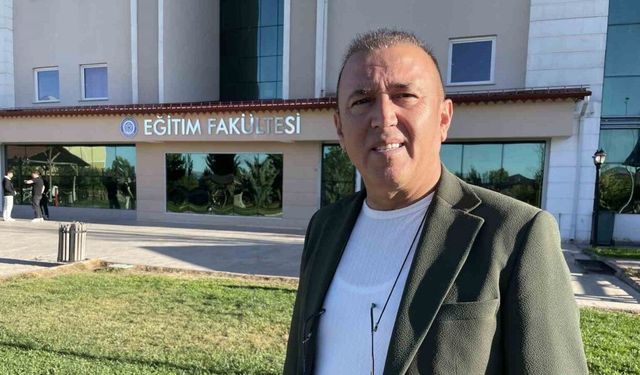 Sanal kimlik gerçeği unutturuyor, rol karmaşası bireyi intihara sürüklüyor