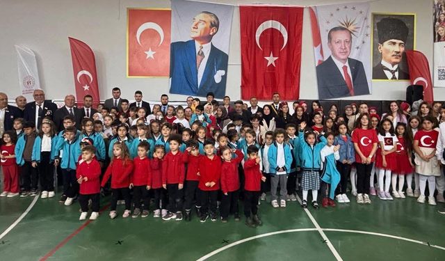 Atkaracalar’da Cumhuriyetimizin 102. Yılı Coşkuyla Kutlandı