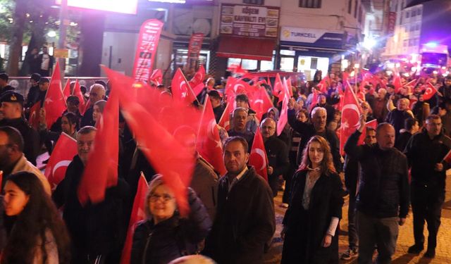 Ilgaz’da Cumhuriyet Coşkusu Fener Alayıyla Başladı