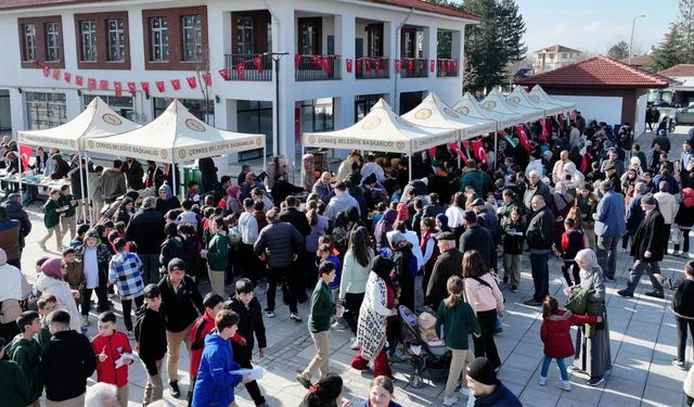 Çerkeş Kent Meydanı’nda Yürekler Gazze İçin Attı