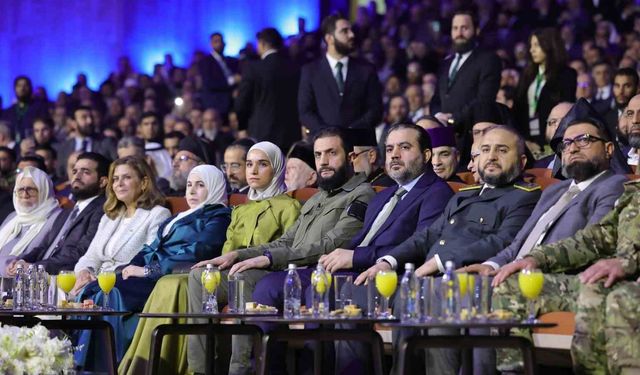 Halep saldırısının sembolü Ümran bebek, Esad'ın kaçtığı Sarayda konuştu