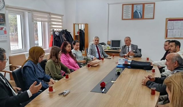 İl Müdürü Öztürk, Eldivan’da Eğitim Çalışmalarını Yerinde İnceledi