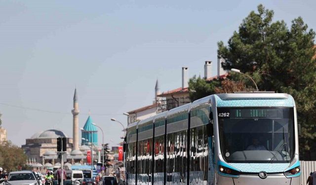 Başkan Altay: "Türkiye’nin en ucuz öğrenci ulaşımı Konya’da"