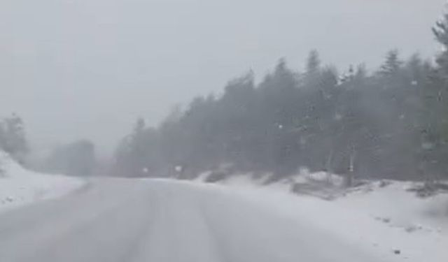 Kastamonu’da yüksek rakımlı bölgelerde kar yağışı etkili oluyor