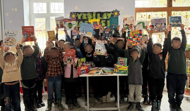 Yeşilay Orta İlçe Başkanlığından Kalfat İlkokulu’na Kitap Desteği