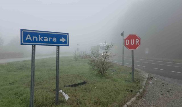 Yoğun sis Bolu Dağı'nı kapladı