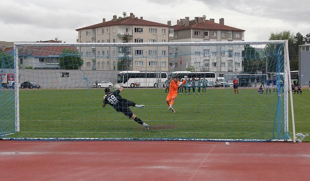 Nefesleri kesen penaltı atışları burada