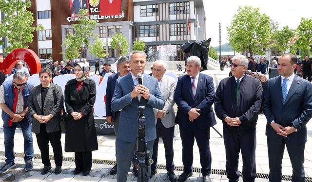 Çerkeş Belediyesi Araç Filosunu 14 Yeni Araçla Güçlendirdi