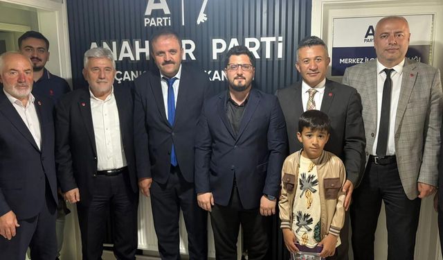 SİYASET