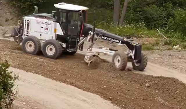 Sıcak asfalt öncesi Kabak köyünde hazırlıklar tamam