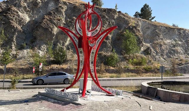 Korgun’un girişine modern dokunuş: Led gövdeli kavşak görseli tamamlandı