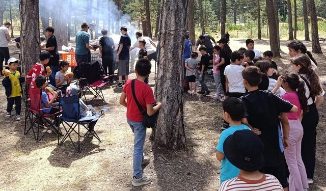Ilgaz’da Yaz Kur’an kursu öğrencileri piknikte doyasıya eğlendi