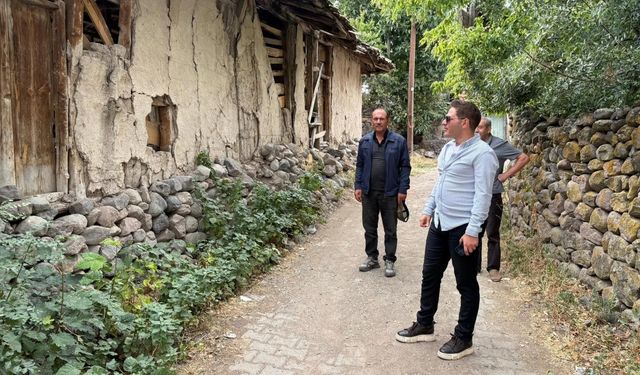 Korgun Kaymakamı Budak, Ildızım Köyü’ndeki metruk binaları inceledi