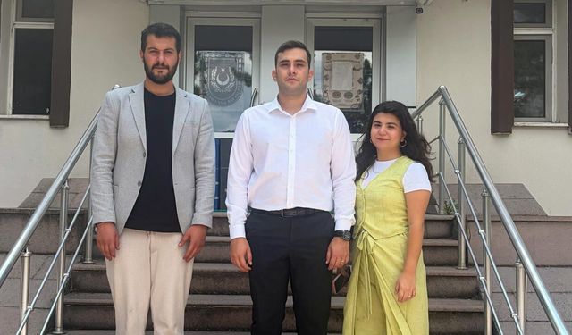 Yapraklı Kaymakamı Akbel’den ilçe kütüphanesine ziyaret
