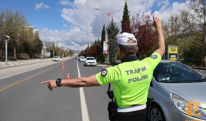 Çankırı'da yapılan trafik denetimlerinde araç sürücülerine ceza yağdı