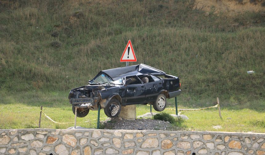 Ilgaz’da yol kenarına konulan bu uyarı çok şey anlatıyor