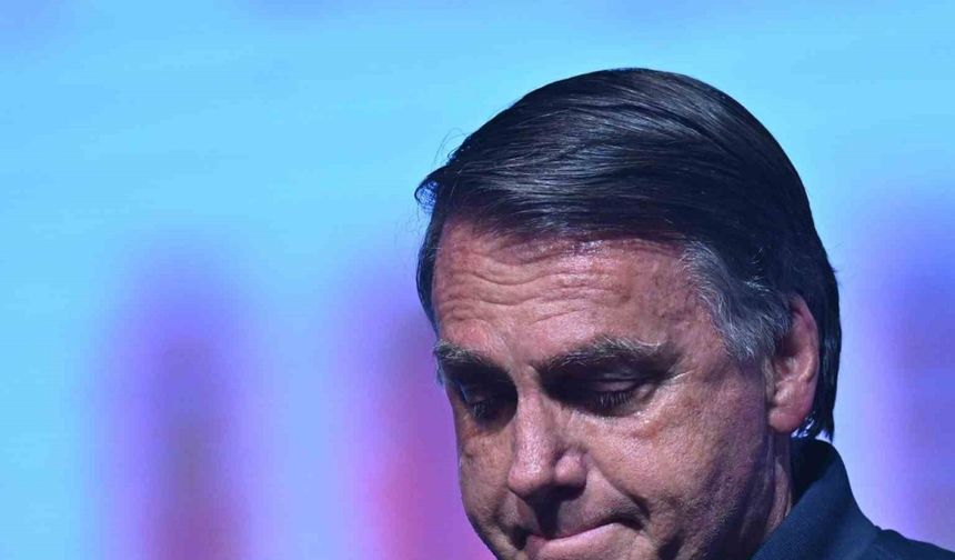 Brezilya polisi, eski Devlet Başkanı Bolsonaro’yu darbe girişimiyle suçladı