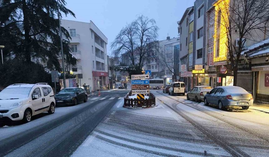 Balkanlardan gelen yeni kar dalgası İstanbul’a yaklaştı