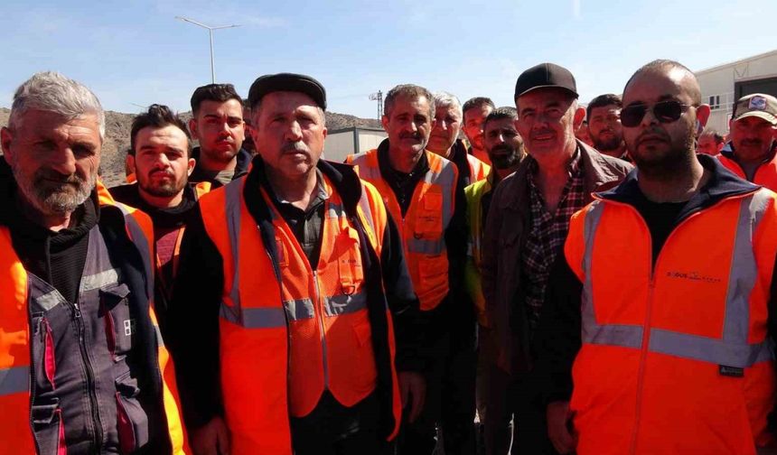 Yozgat’ta Yüksek Hızlı Tren şantiyesi işçileri iş bıraktı