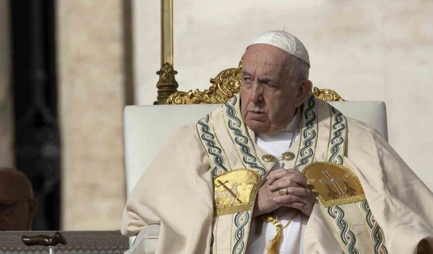 Papa Francis, 88 yaşında hayatını kaybetti