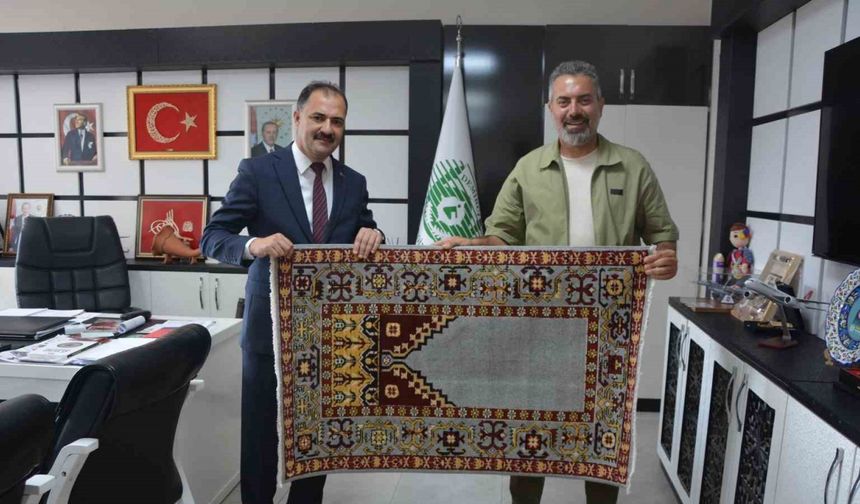 Sanatçı Turgay Başyayla Demirci’de tanıtım çekimi yaptı