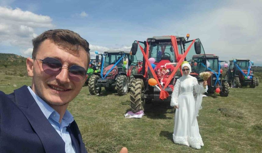Gelin direksiyon başına geçti: Traktör, çiftçi çiftin gelin arabası oldu