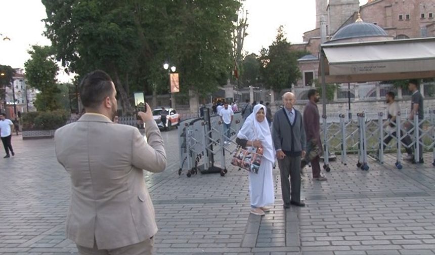 Vatandaşlar Kurban Bayramı namazını Ayasofya’da kıldı