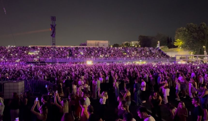 Dünyaca ünlü şarkıcı Justin Timberlake İstanbul’da konser verdi