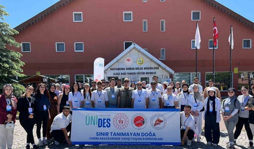 Ilgaz Dağı’nda üniversite öğrencilerine yaban hayatı anlatıldı