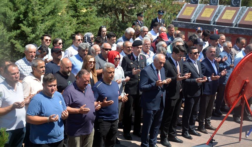 Çankırı’da 15 Temmuz törenleri şehitlik ziyaretleri ile başladı