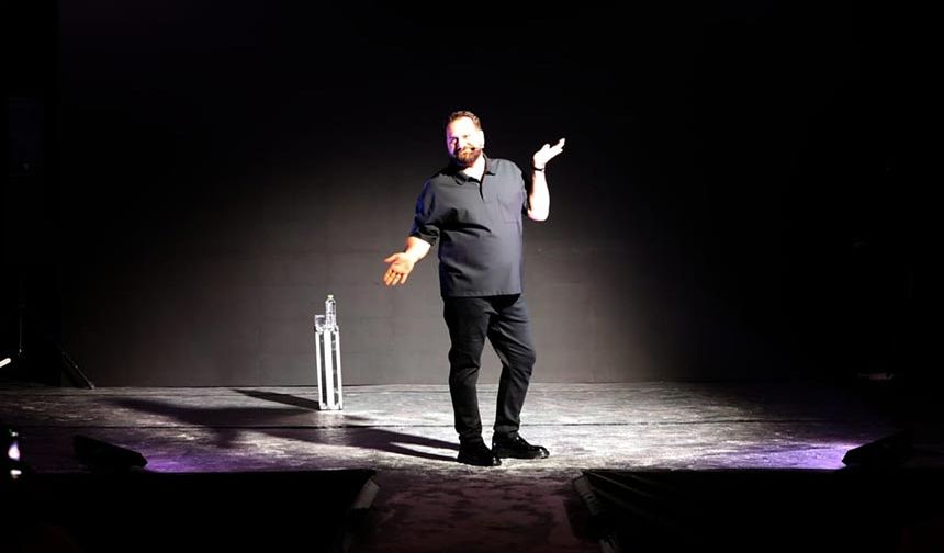 Yer Altı Tuz Şehri’nde Stand Up gösterisi