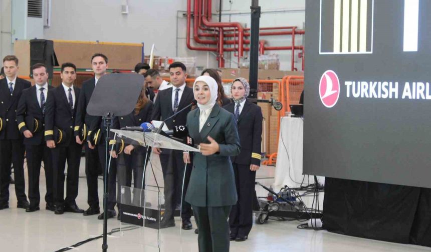 Aile ve Sosyal Hizmetler Bakanı Göktaş: "Son 20 yılda kadın pilot sayısı 50 kat arttı"