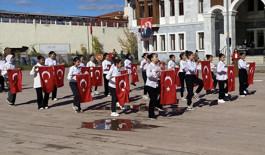 Eldivan’da Cumhuriyetimizin 102. Yılı Gururla Kutlandı