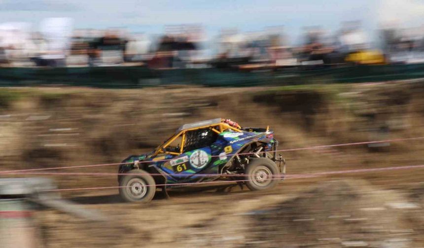 Rampada, çamurda sınırları zorladılar: Türkiye Off-Road Şampiyonası’nın 6. ayak yarışları nefes kesti