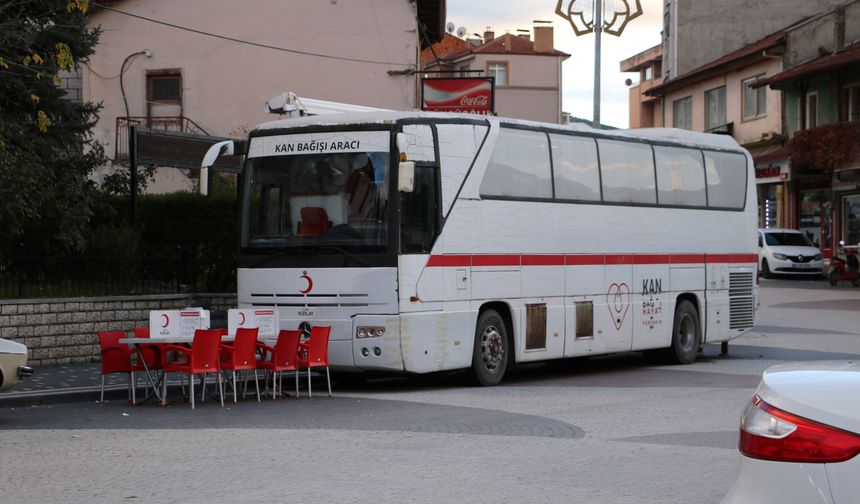 Kızılay’ın “Birbirimize Candan Bağlıyız” Kampanyası Ilgaz’da Yoğun İlgi Gördü