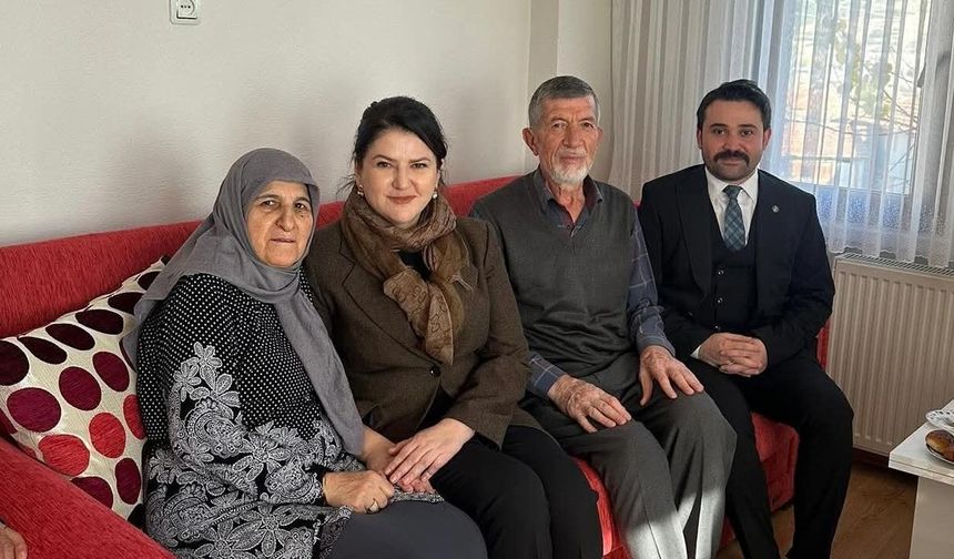 MHP Heyeti Korgun’da Esnaf ve Vatandaşlarla Bir Araya Geldi