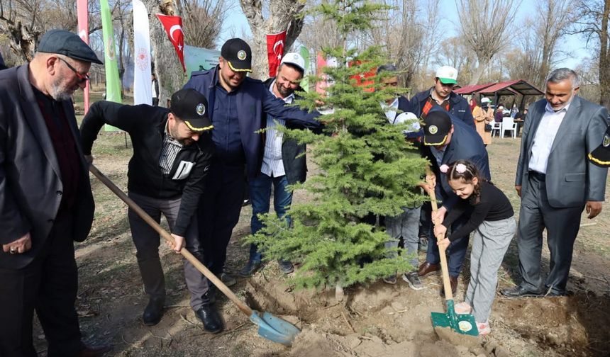 Orta Dodurga’da 11 Kasım Milli Ağaçlandırma Günü Coşkusu
