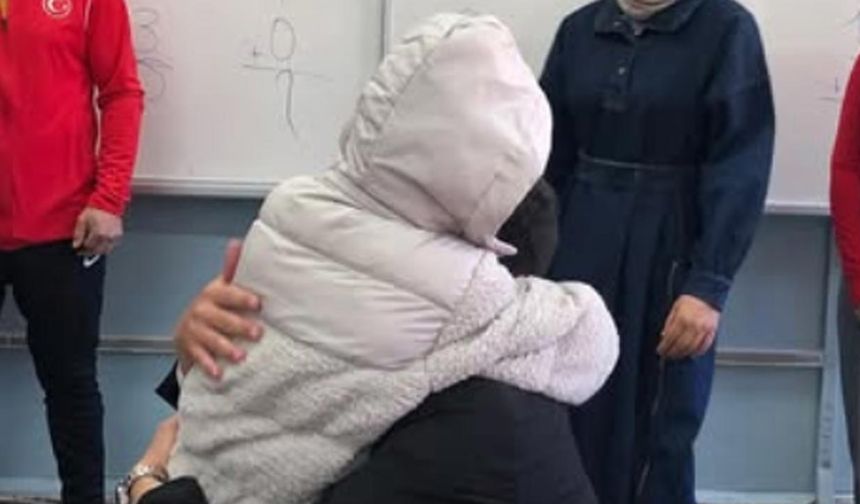 Hayırseverlerden Yapraklı’daki Öğrencilere Sıcak Dokunuş