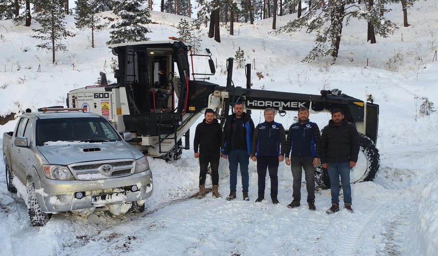 Çankırı’da Karla Mücadele Çalışmaları Aralıksız Sürüyor