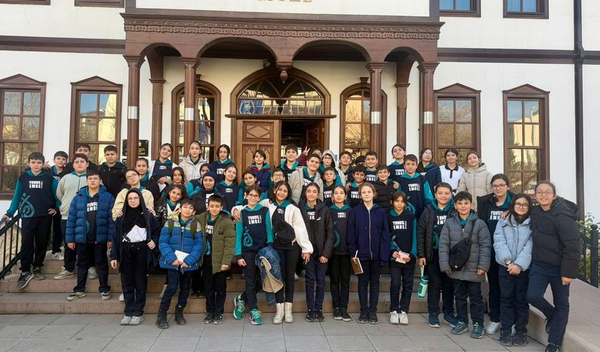 Yunus Emreli Öğrenciler Çankırı Müzesi’nde Tarihle Buluştu