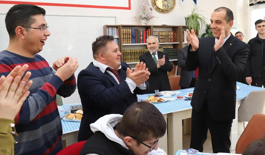 Çankırı’da Dünya Engelliler Günü’nde Gönülleri Buluşturan Kahvaltı