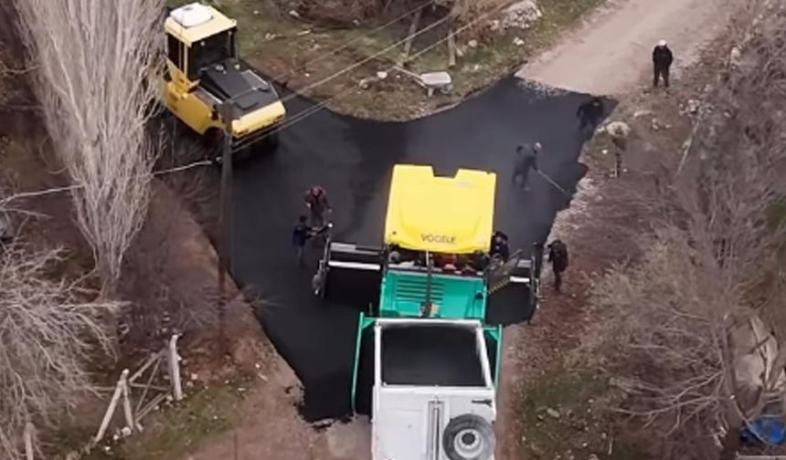 Yapraklı Çevrecik Yolunda Sıcak Asfalt Çalışmaları Başladı