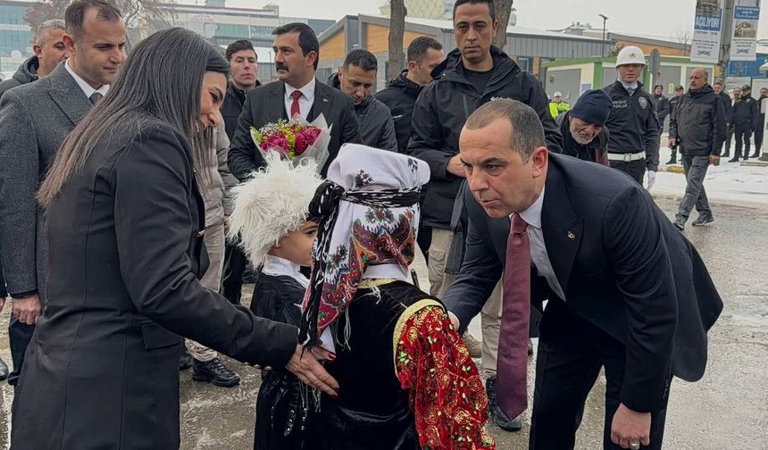 Iğdır Valisi M. Fırat Taşolar görevine başladı