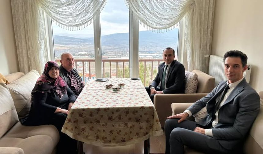 Korgun Kaymakamı Ferhat Gür, Kıbrıs Gazisi ve Ailesini Evinde Ziyaret Etti