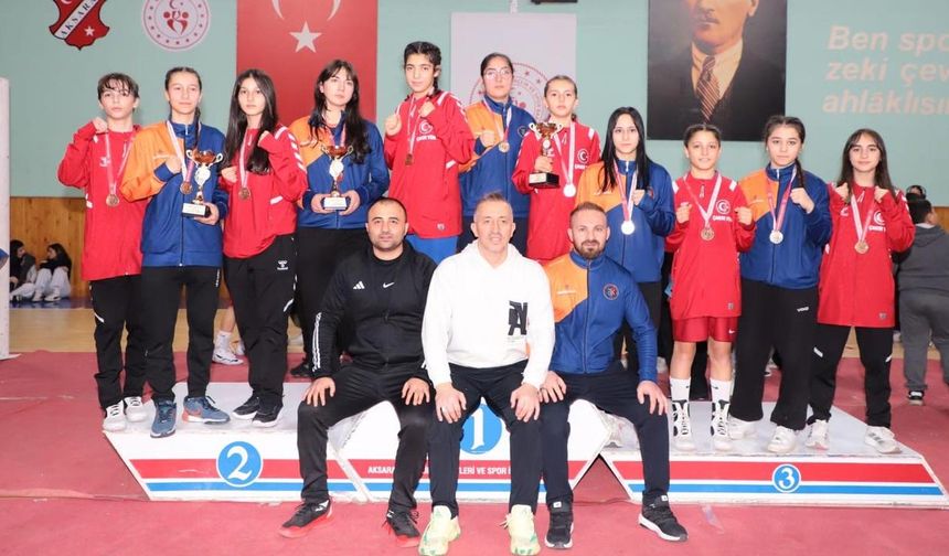 Çankırılı Boksörlerden Aksaray’da Madalya Yağmuru