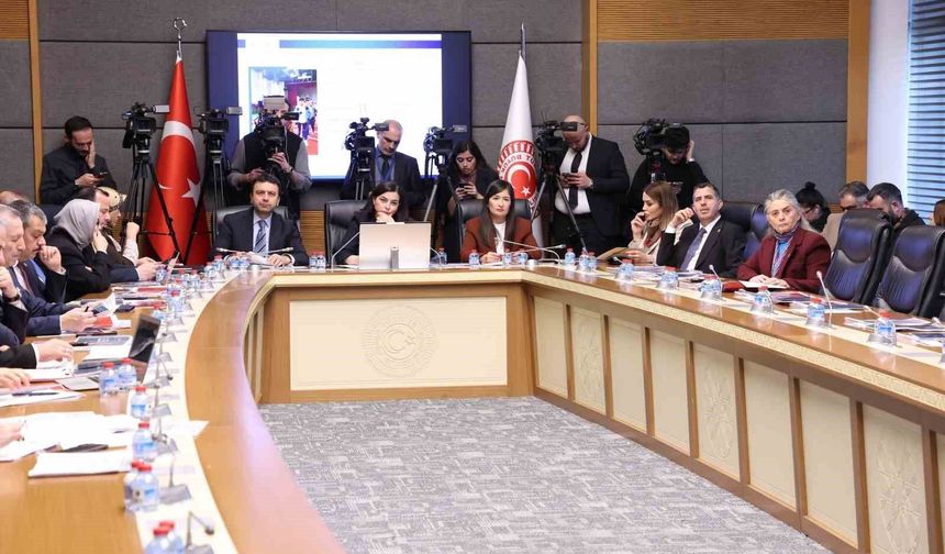 Bakan Bak: 'Suça sürüklenen her çocuk, toplumsal hayata kazandırılması gereken bir bireydir'