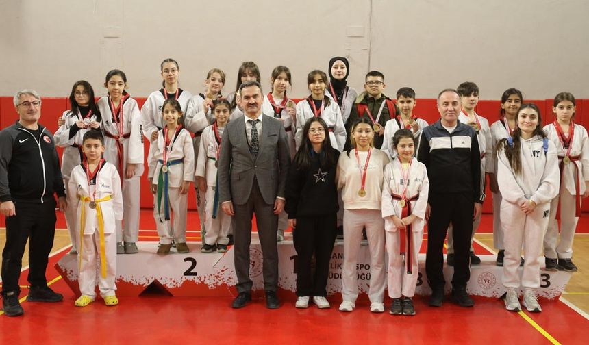 Çankırı’da Okul Sporları Taekwondo İl Birinciliği Tamamlandı